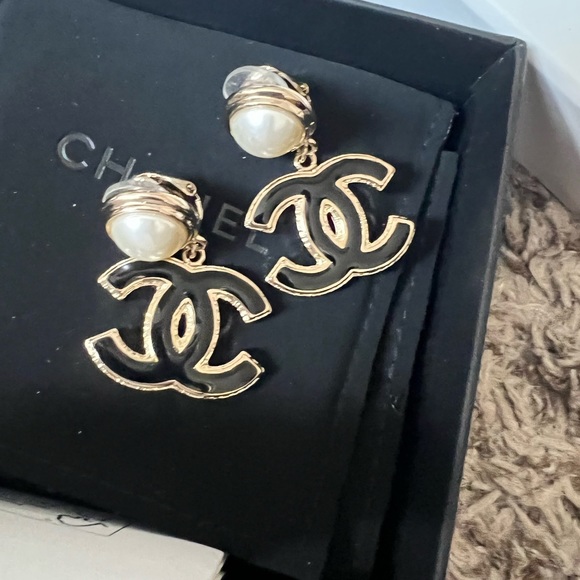 🚫🚫SOLD🚫📛Chanel big dangle earrings - Picture 4 of 6